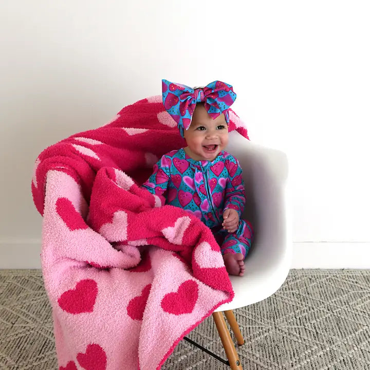 gigi and max pink heart plush blanket