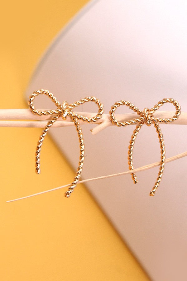 rope bow design stud earring