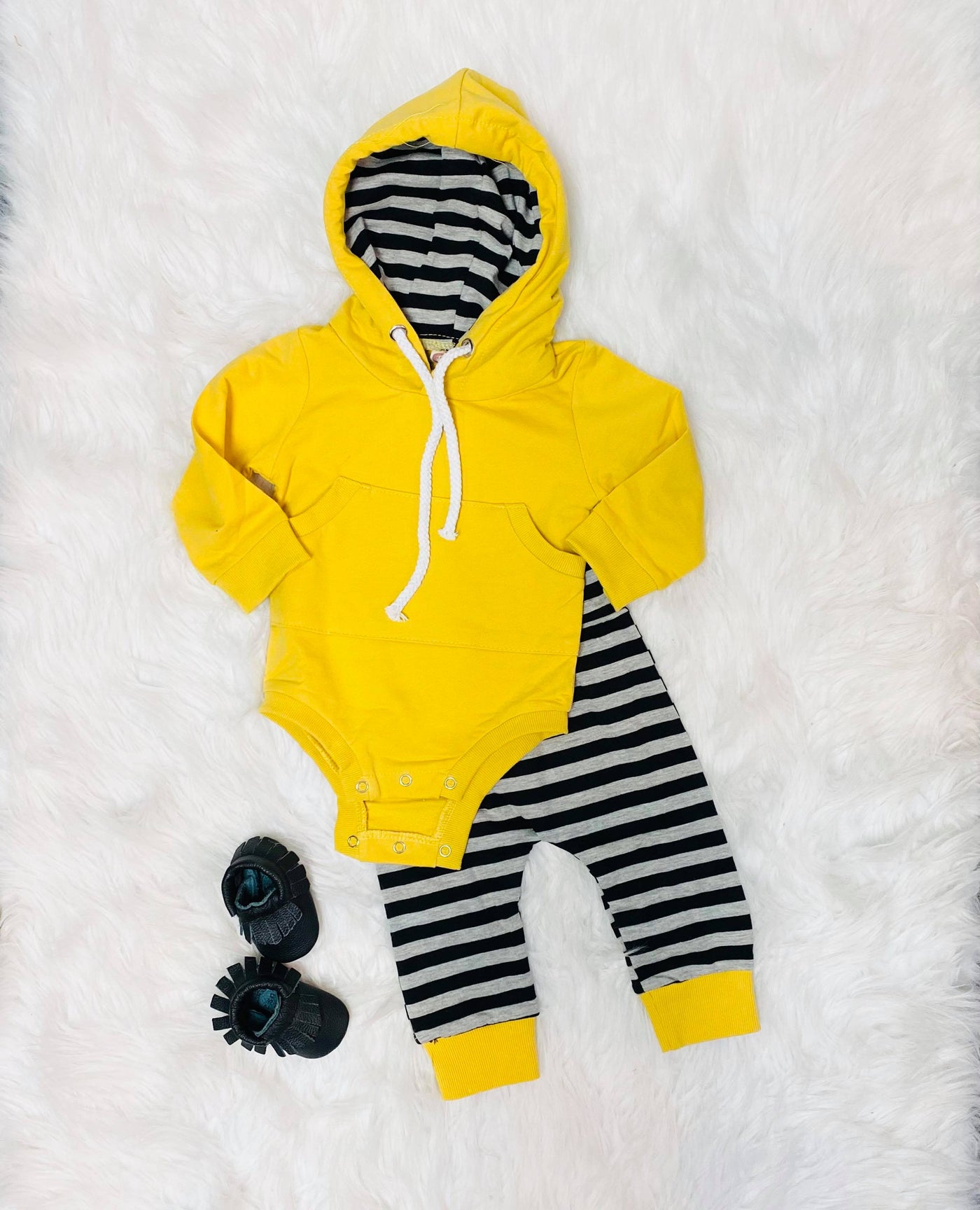 yellow striped 2 piece hooded set