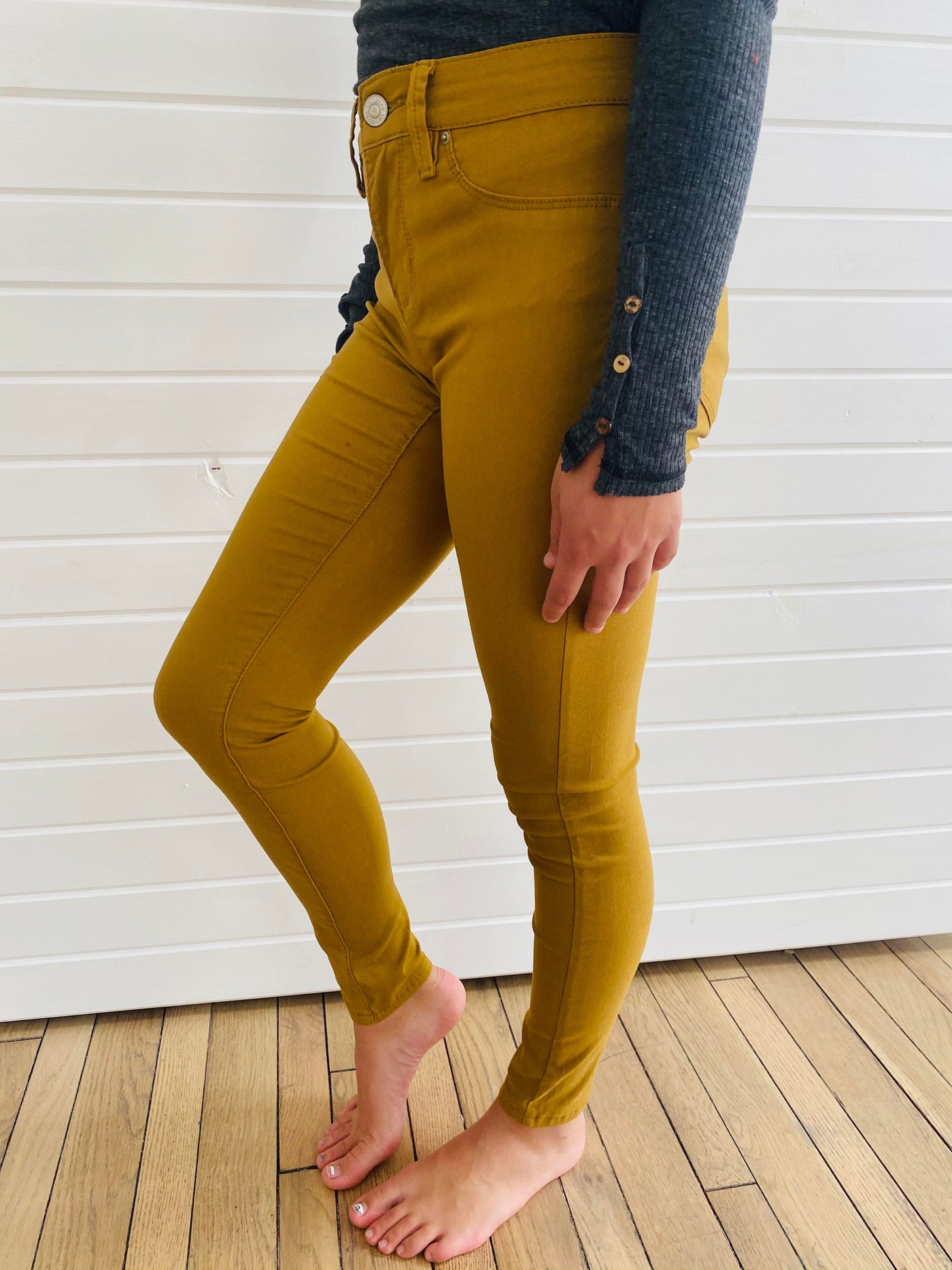 mustard skinny jean
