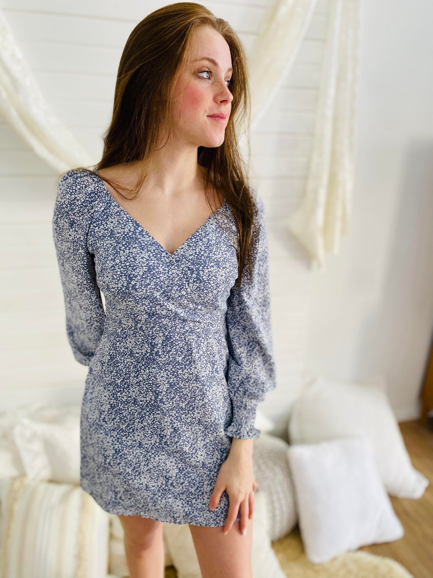 blue/white ditsy floral long sleeve surplice dress