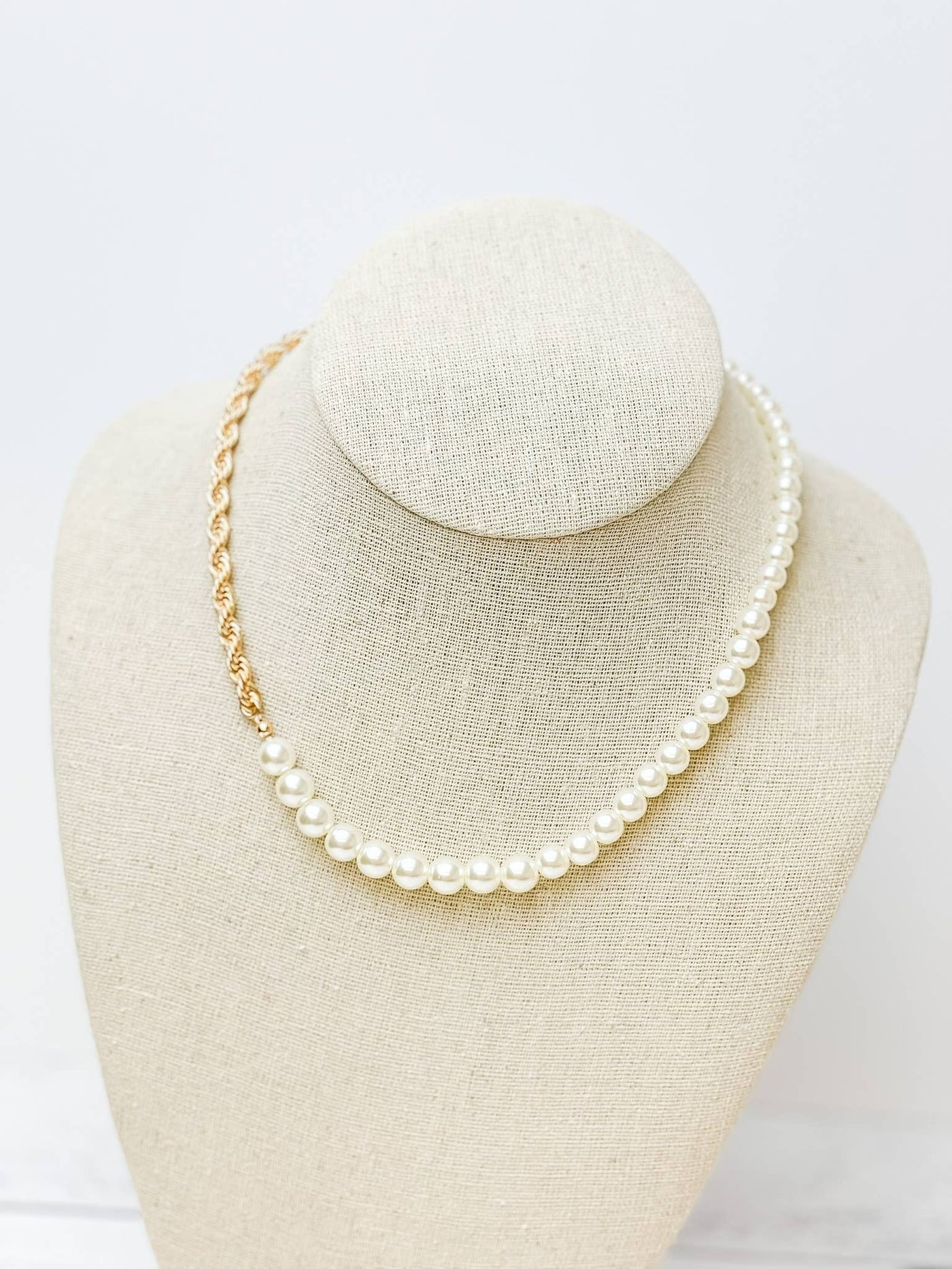 Pearl & Rope Chain Necklaces gold