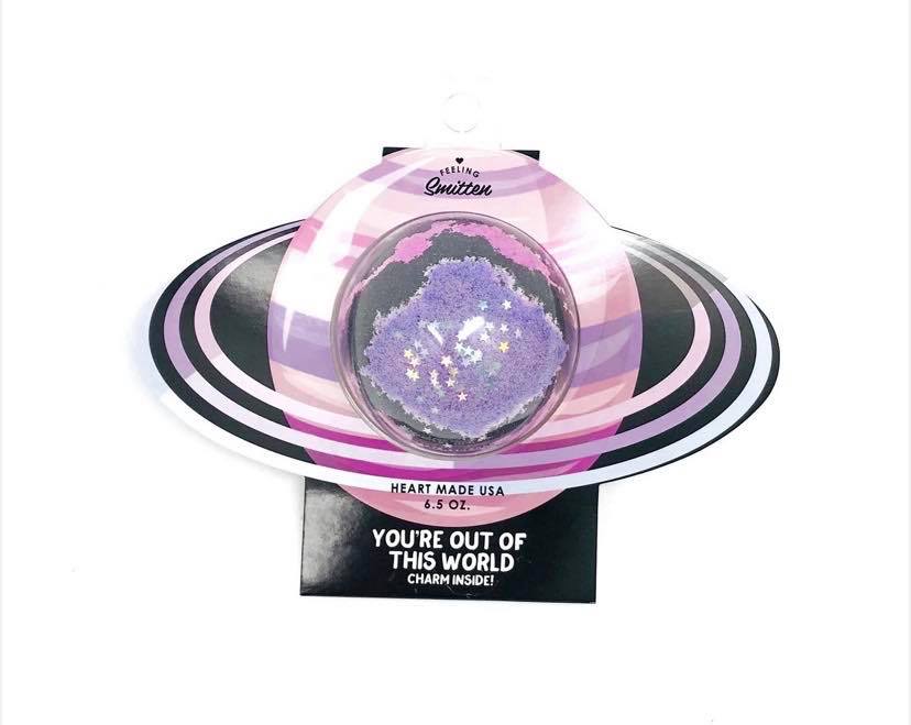 YOU'RE OUT OF THIS WORLD BATH BOMB
