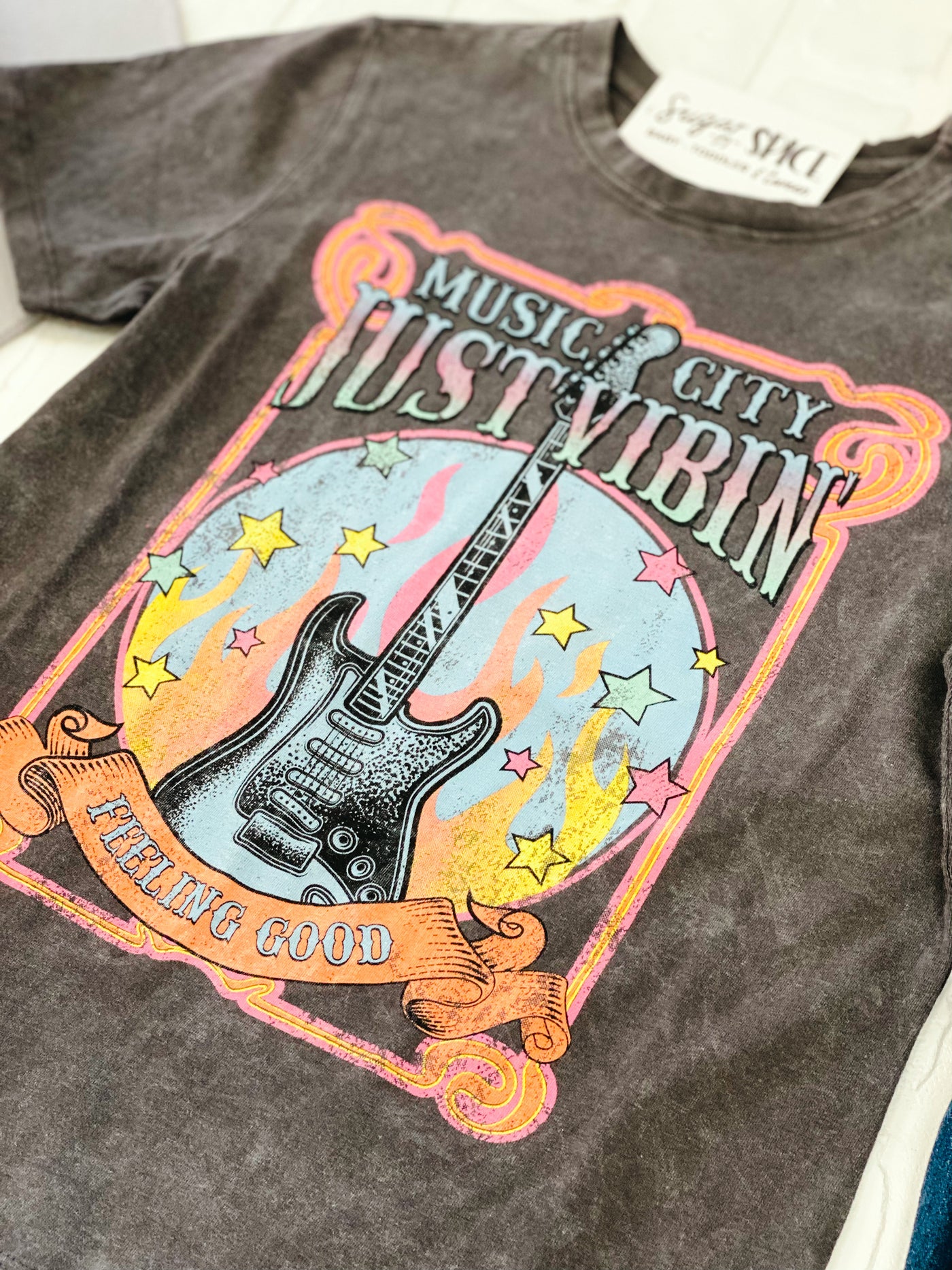 just vibin music festival tee