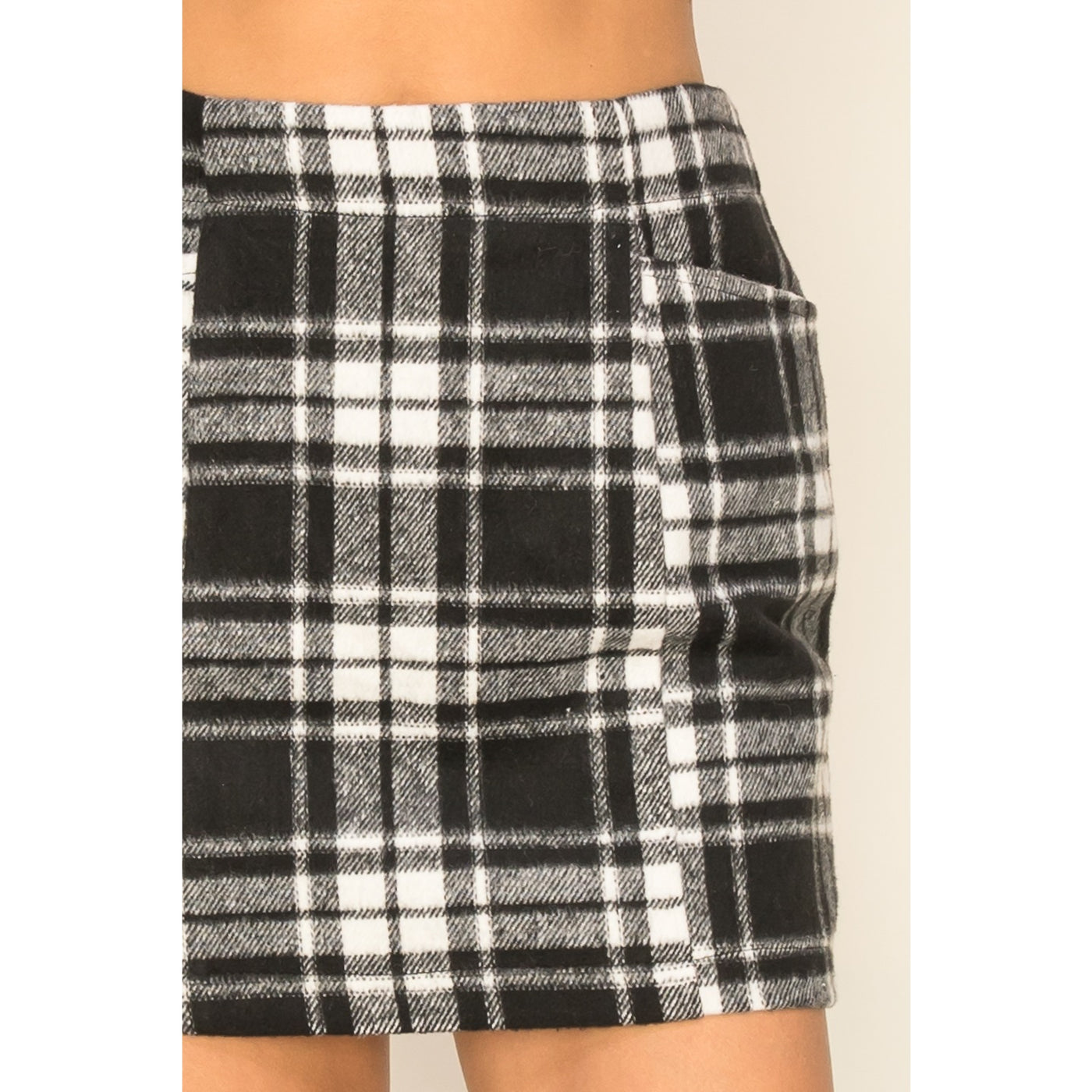 trendy babe plaid skirt - black and white